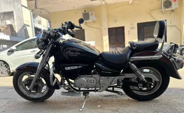 hyosung aquila gv250 