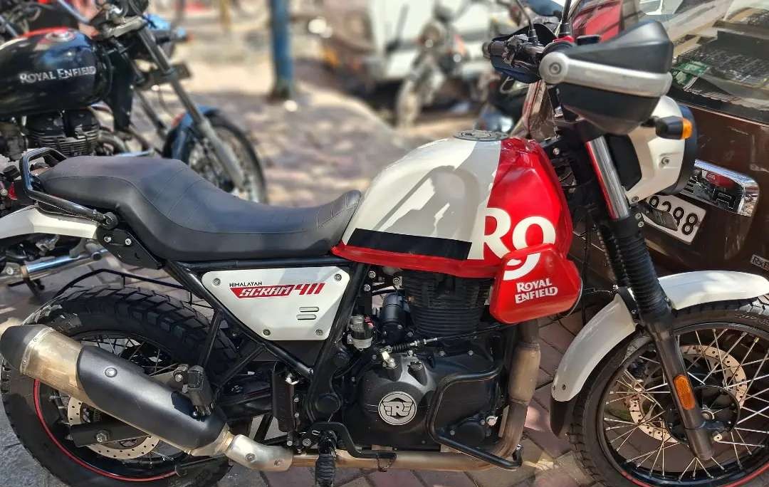 royal enfield himalayan (2023)