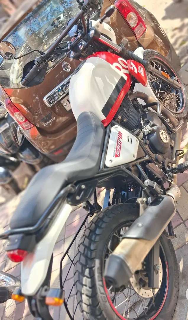 royal enfield himalayan (2023)