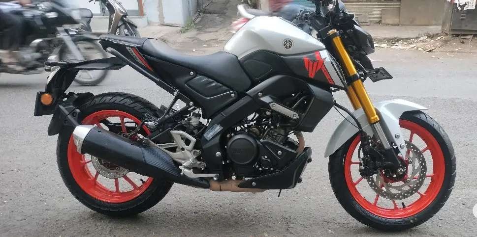 aprilia rs 150 (2017)