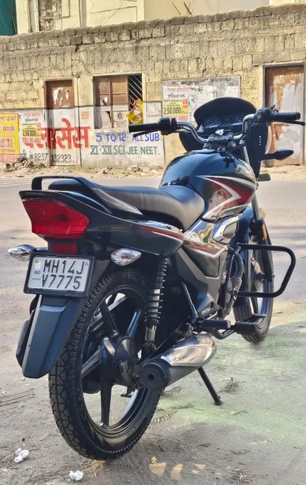 honda shine (2012)
