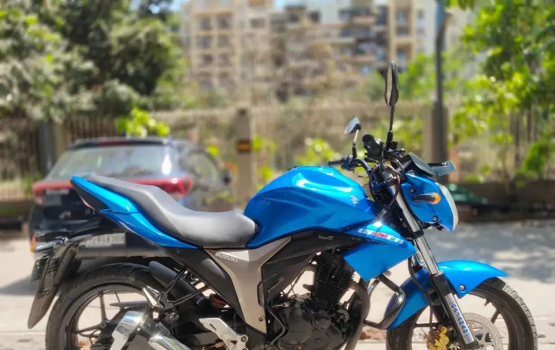 suzuki gixxer (2015)