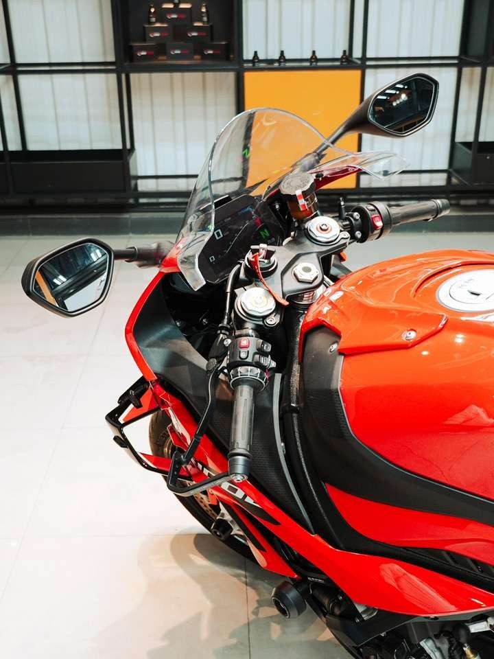bmw s 1000 rr (2025)