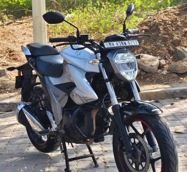  suzuki gixxer (2020)