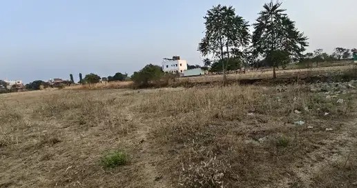 4 acre yellow land in Ozar shivar,nashik.12 lac. Per guntha