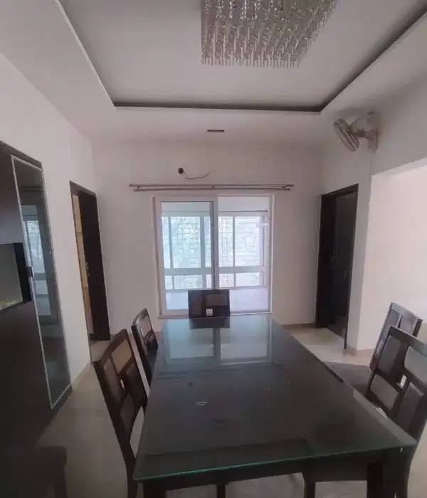 3 BHK - 2 Bathroom - 1410 sqft 2.5bhk in s b road