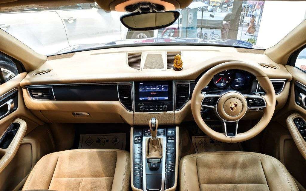 porsche macan R4 (2017) 