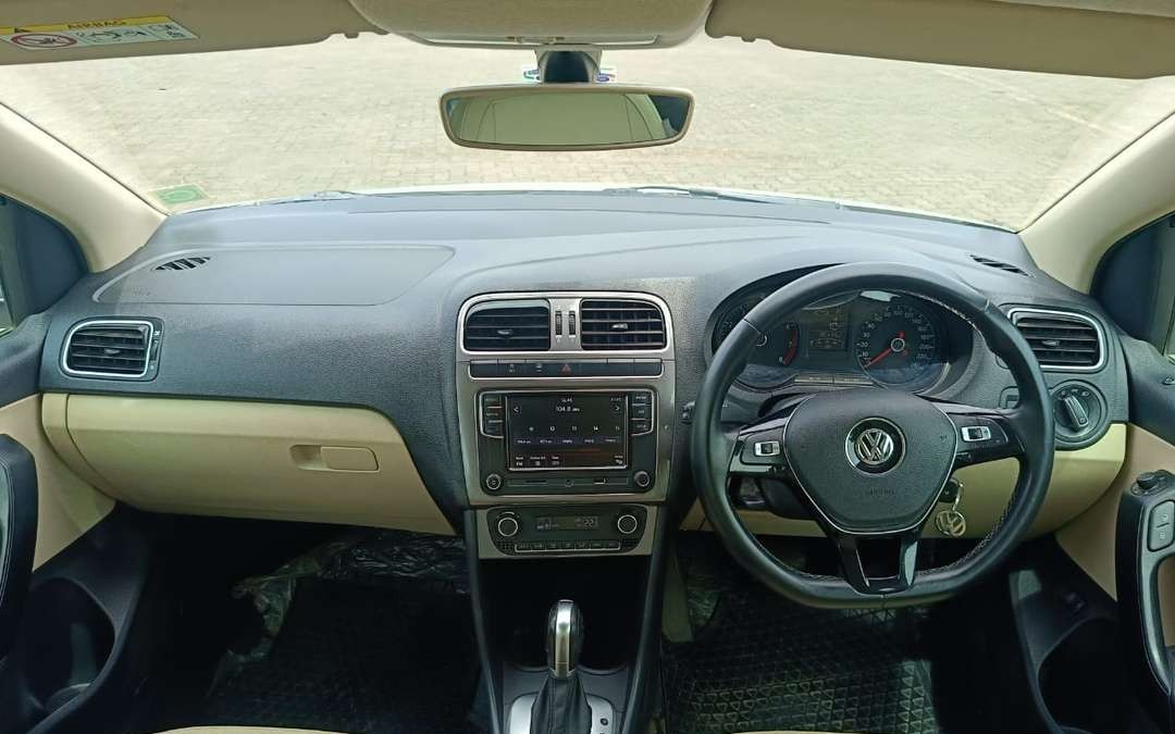 volkswagen vento (2022)