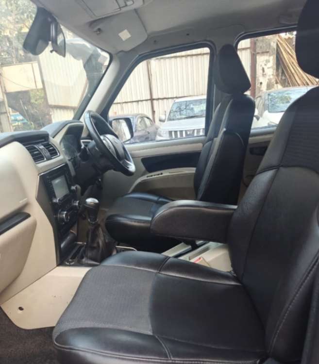mahindra scorpio (2018)