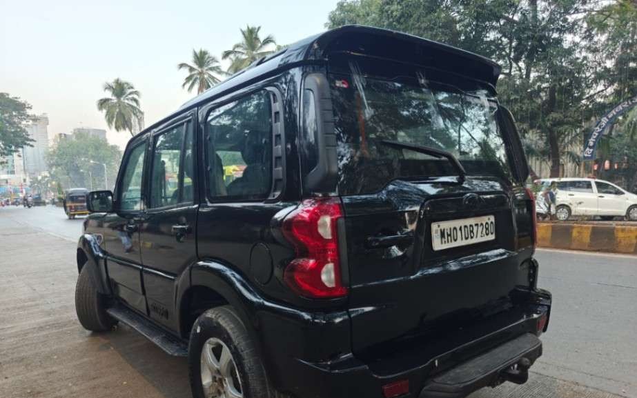 mahindra scorpio (2018)