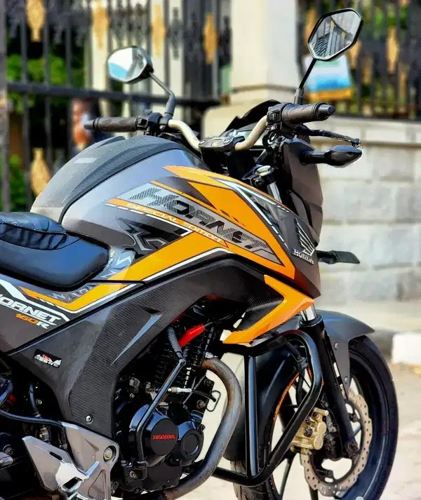 honda cb hornet 160r (2019)