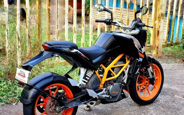 ktm 390 duke abs (2016)