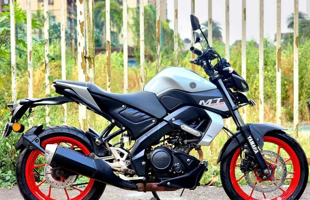 yamaha mt 15 (2021)