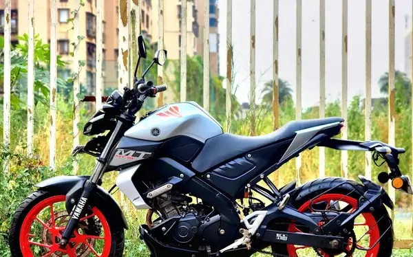 yamaha mt 15 (2021)