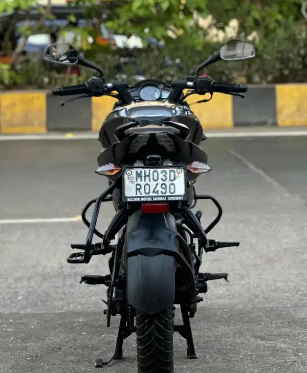  bajaj pulsar ns160 (2021)