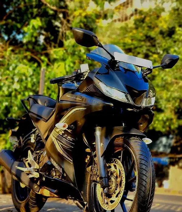 yamaha r15 (2019)