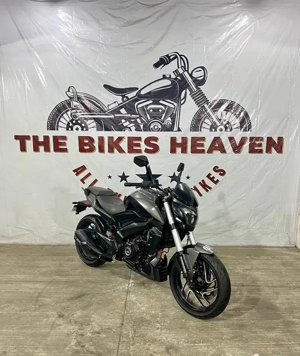 bajaj dominar 400 (2020)