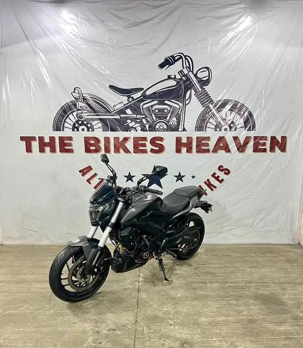 bajaj dominar 400 (2020)