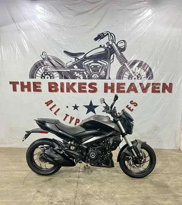 bajaj dominar 400 (2020)