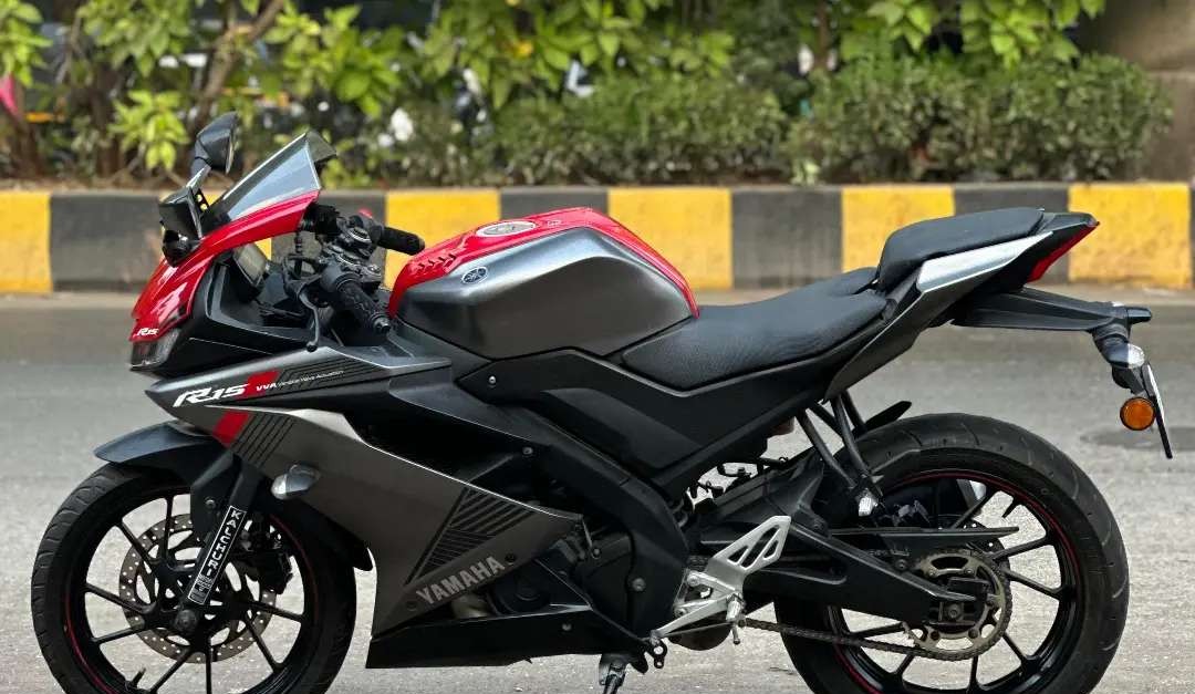  yamaha yzf r15 v3 (2018)