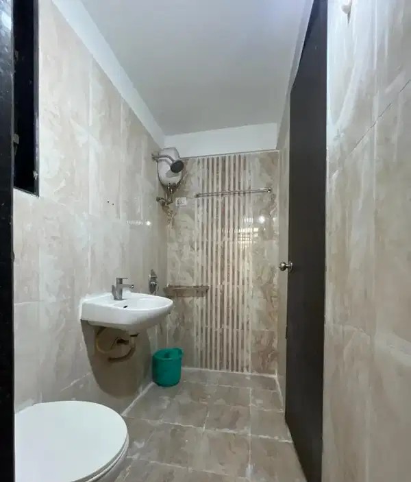 2 BHK - 2 Bathroom - 900 sqft 2 BHK JUST 5 MINS FROM RAILWAY STATION
