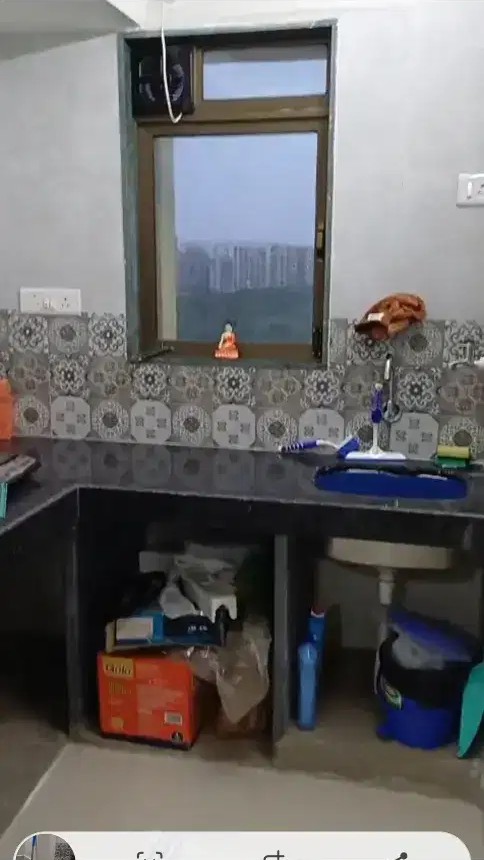 1 BHK - 1 Bathroom - 500 sqft Best Seaview higher floor 1bhk flat