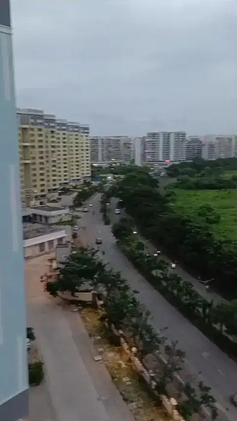 1 BHK - 1 Bathroom - 500 sqft Best Seaview higher floor 1bhk flat
