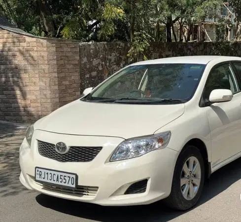 toyota corolla altis (2011)