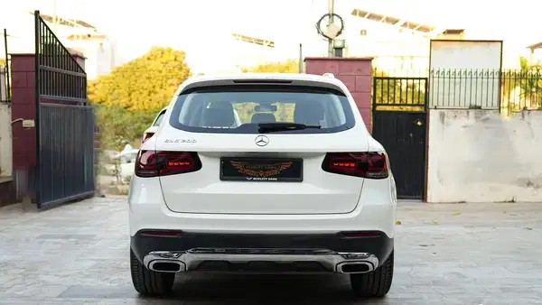 mercedes-benz glc class (2022)