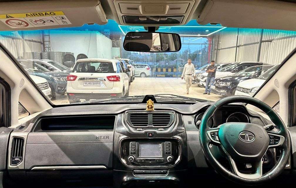 tata hexa (2019)