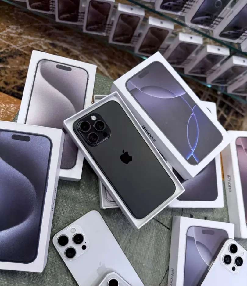 IPhone 15 pro max immaculate condition bill box warranty available