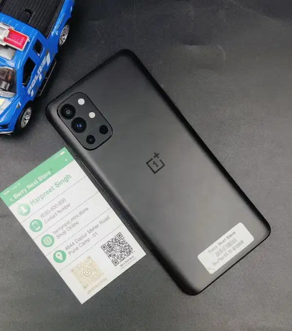ONEPLUS 9R 8/128GB STORAGE - SCRATCHLESS CONDITION MOBILE WITH BILL.