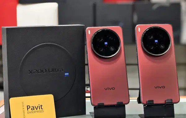 VIVO X200 ULTRA 512GB GOING LOWEST AT JUST 69900 ONLY