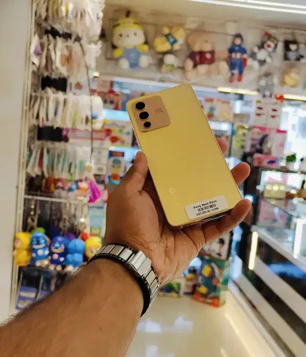 VIVO V23 5G 12/256GB - PRISTINE CONDITION MOBILE WITH BILL.