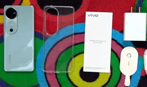 VIVO V40 REFURBISHED ( 8 GB RAM AND 128 GB STORAGE )