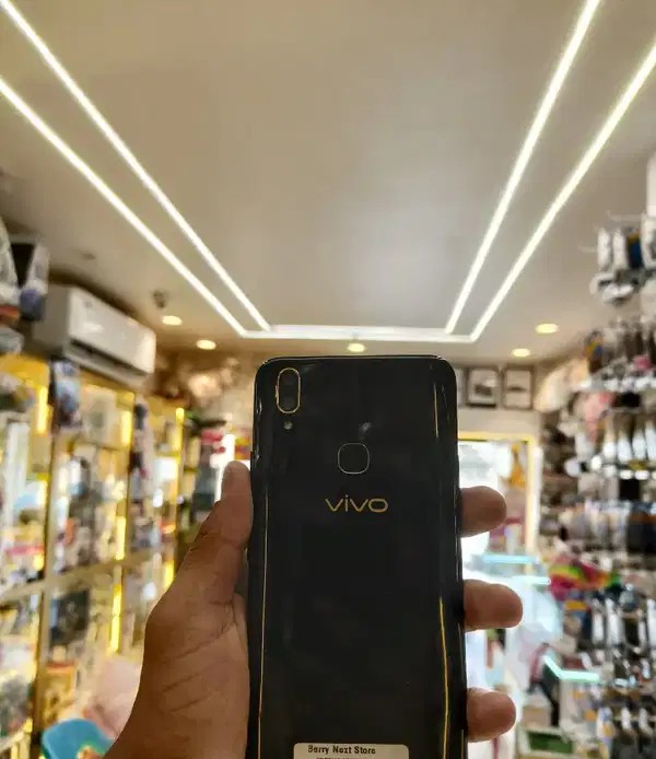 VIVO Y85 6/128GB STORAGE 