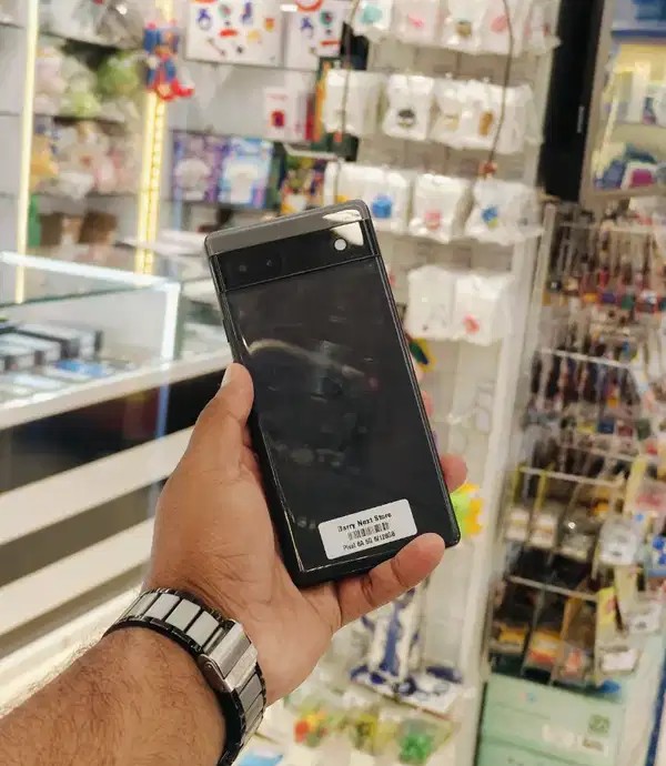GOOGLE PIXEL 6A 6/128GB STORAGE - 