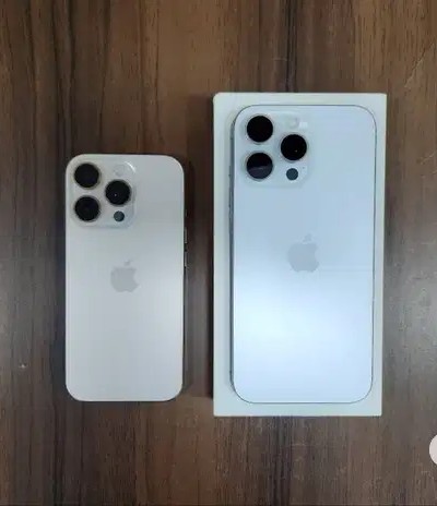 iPhone 16 Pro & Pro Max 256GB Variant Desert Titanium & White Titanium